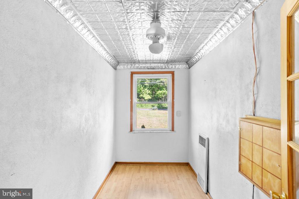 10301 LIVINGSTON ROAD