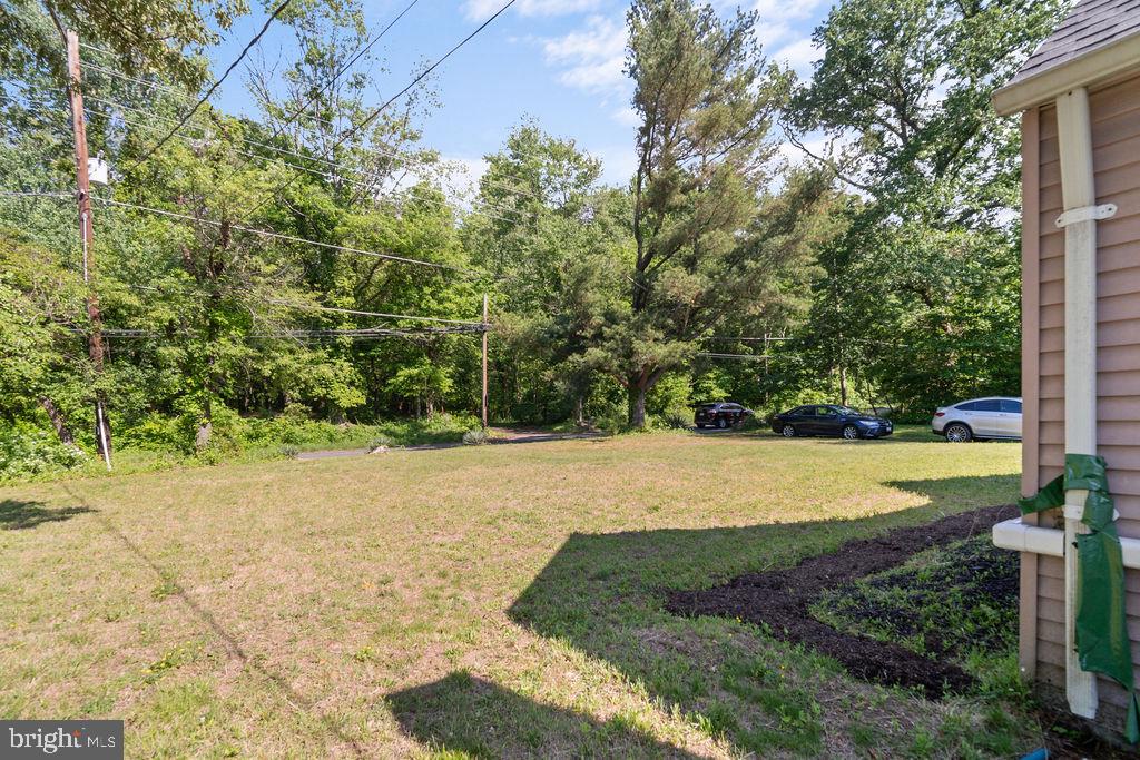 10301 LIVINGSTON ROAD