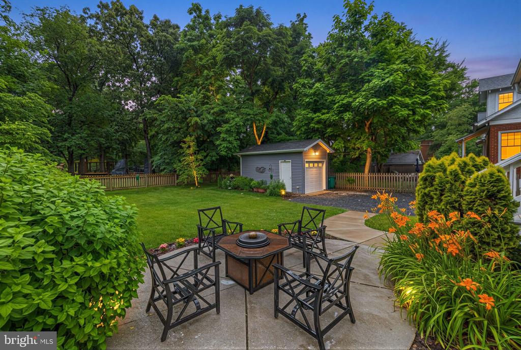 4107 QUEENSBURY ROAD