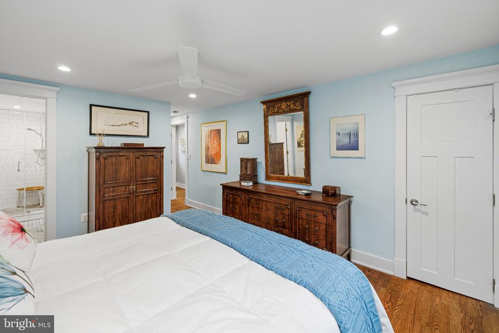 4107 QUEENSBURY ROAD