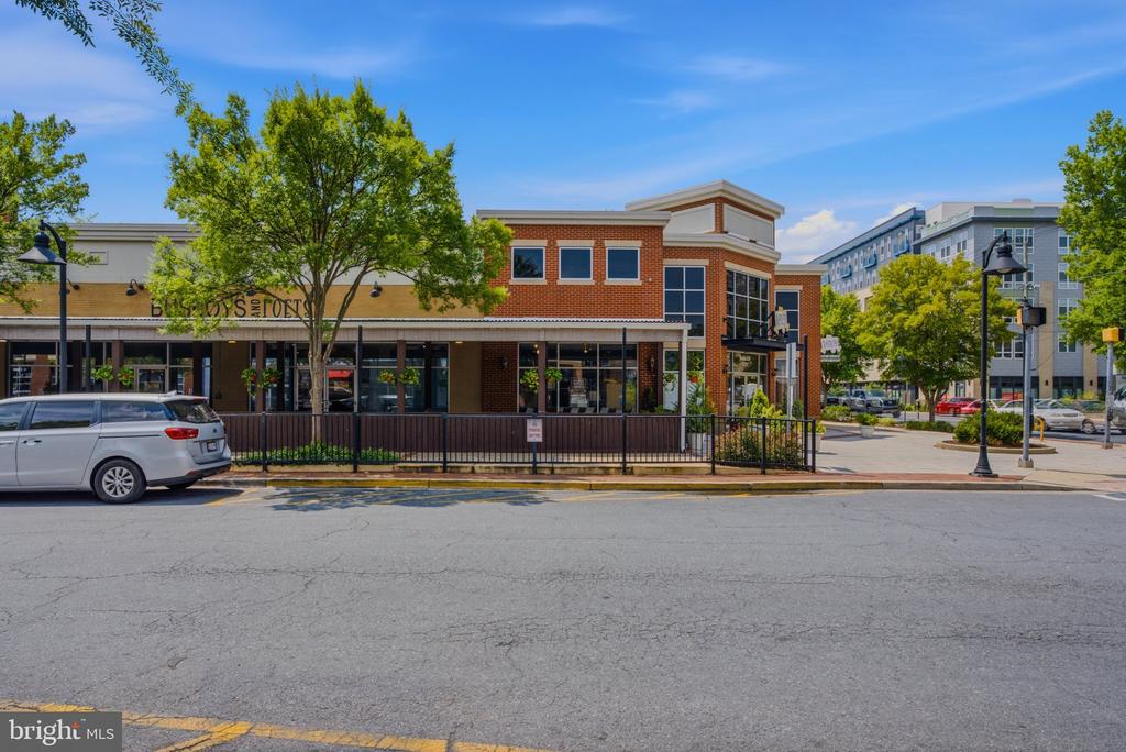 4107 QUEENSBURY ROAD