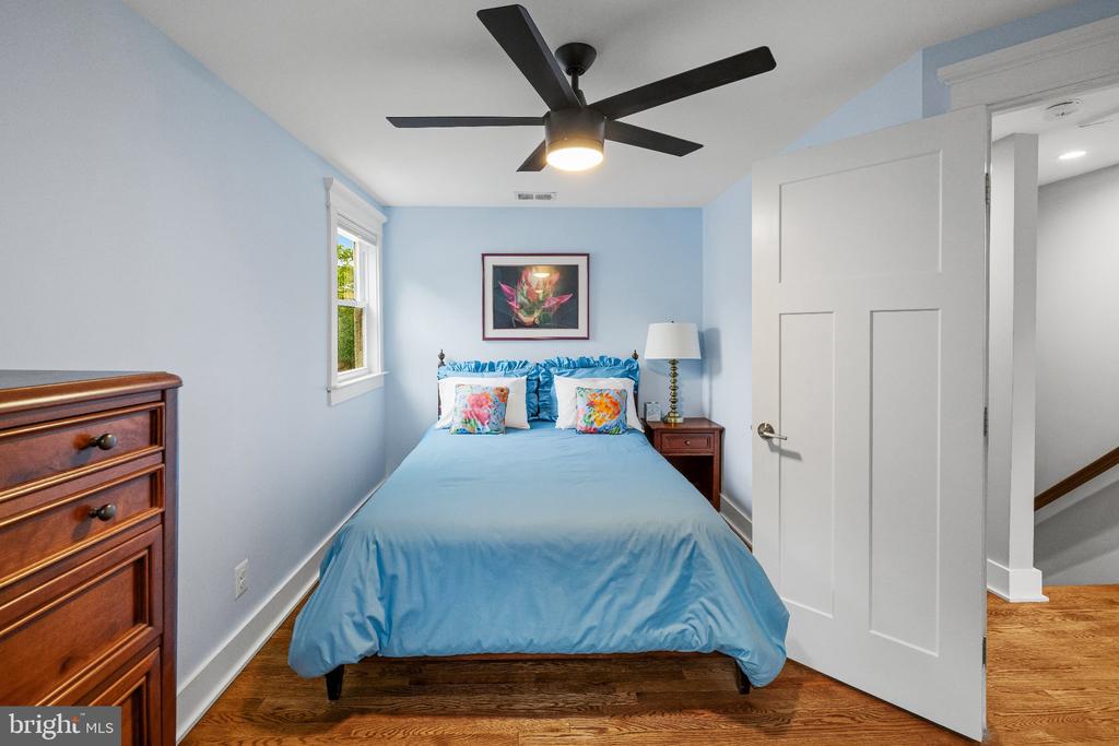 4107 QUEENSBURY ROAD