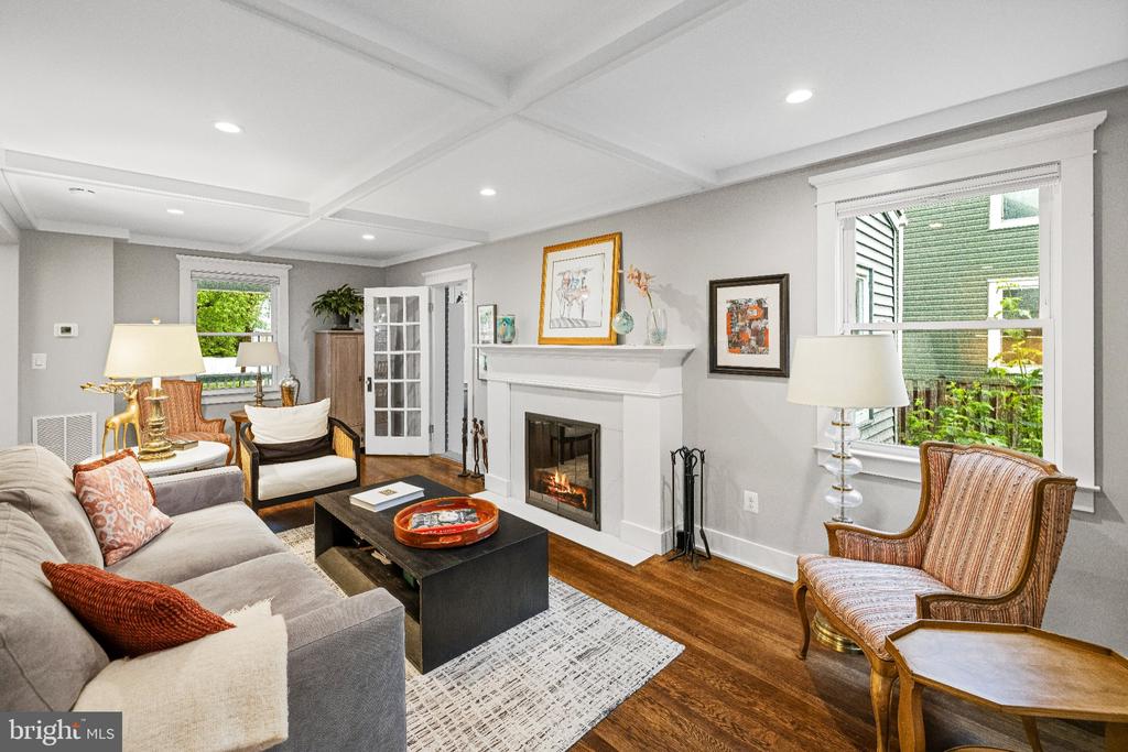 4107 QUEENSBURY ROAD