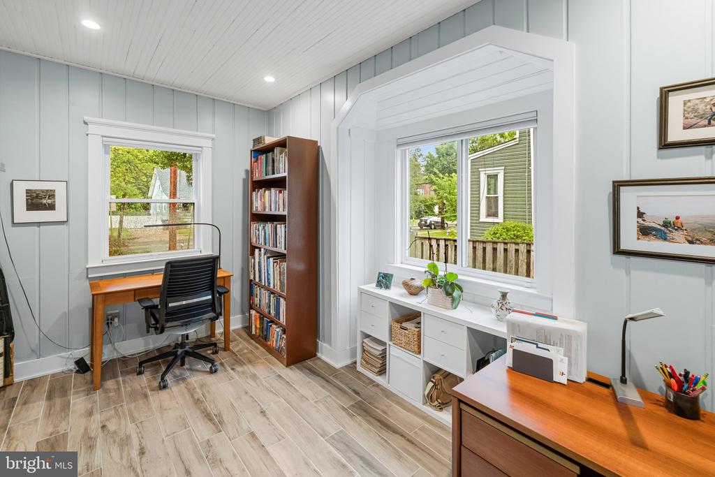 4107 QUEENSBURY ROAD