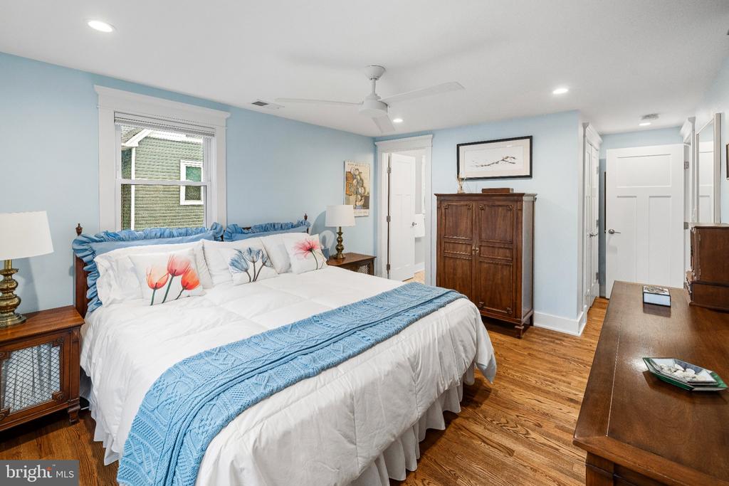 4107 QUEENSBURY ROAD
