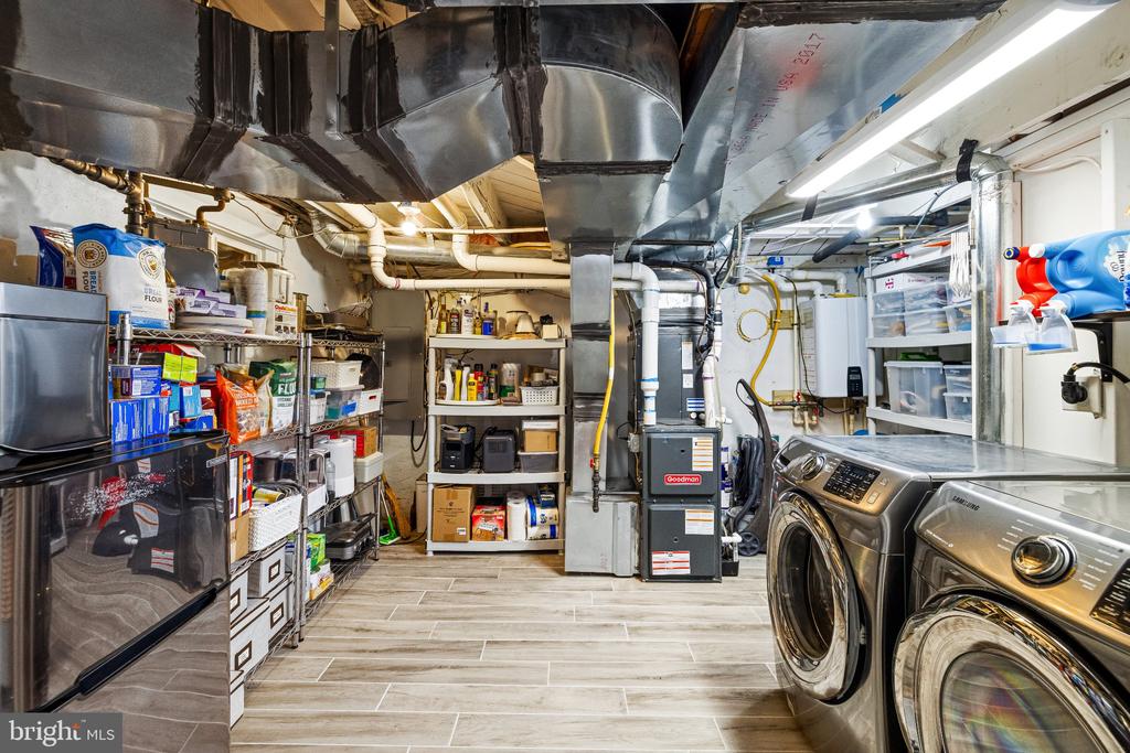 4107 QUEENSBURY ROAD
