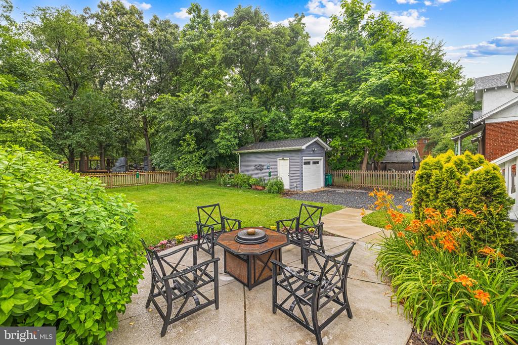 4107 QUEENSBURY ROAD
