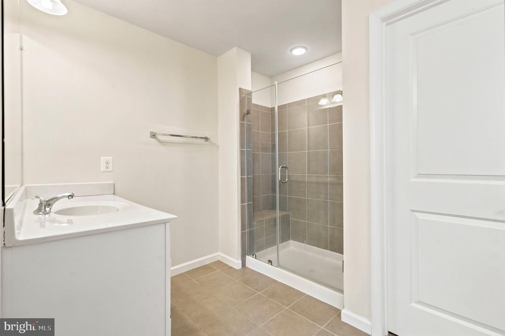 9602 TEALBRIAR DRIVE