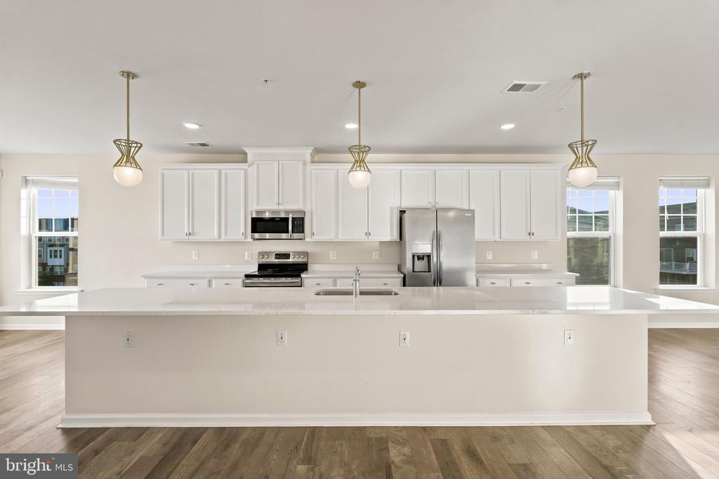 9602 TEALBRIAR DRIVE