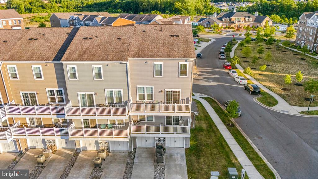 9602 TEALBRIAR DRIVE