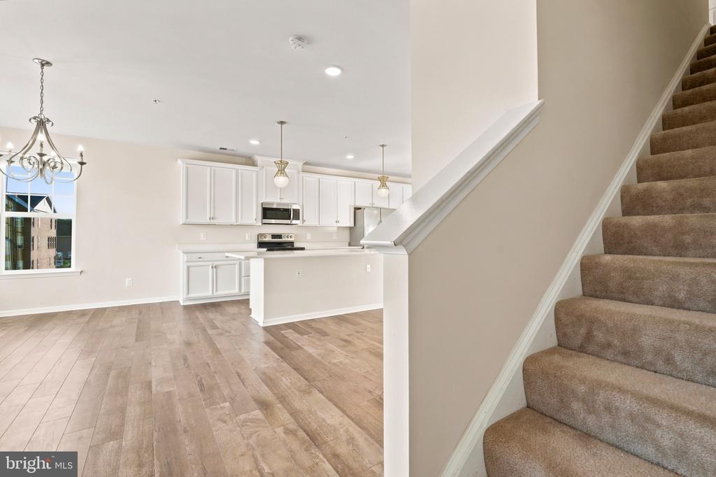 9602 TEALBRIAR DRIVE