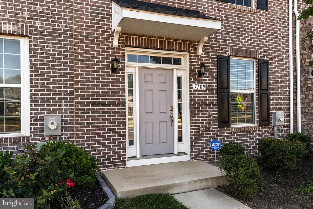 7709 PRESIDENTIAL PARKWAY