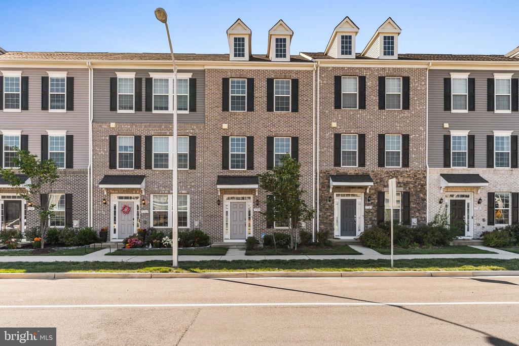 7709 PRESIDENTIAL PARKWAY