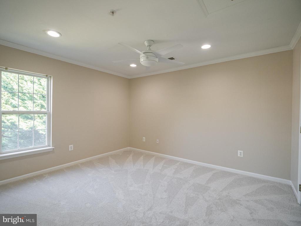 15423 DOVEHEART LANE