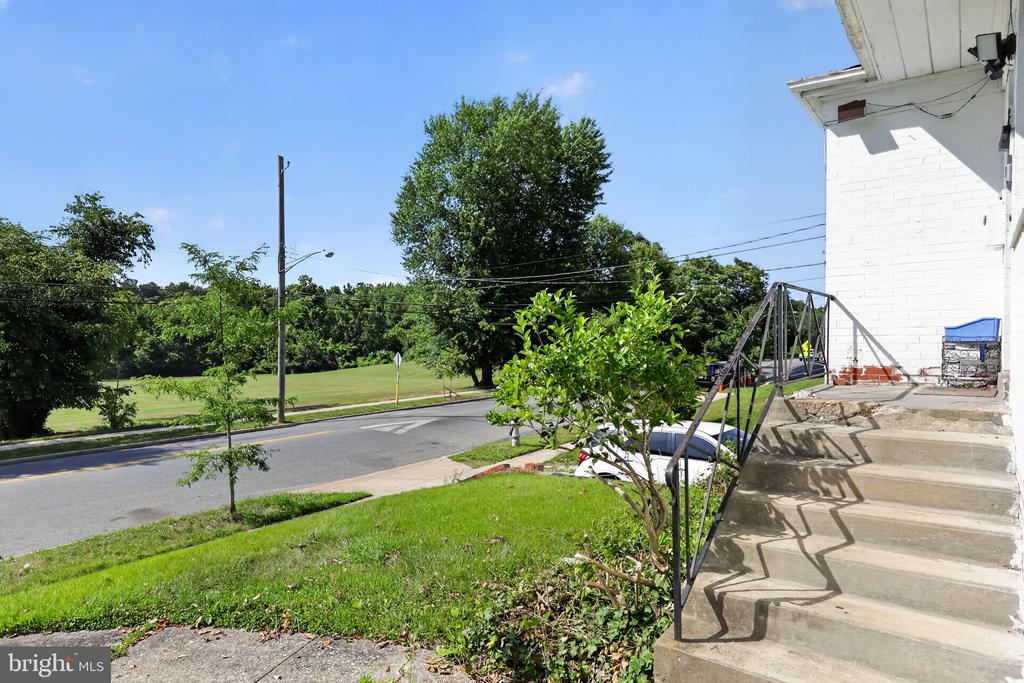 2511 OXON RUN DRIVE