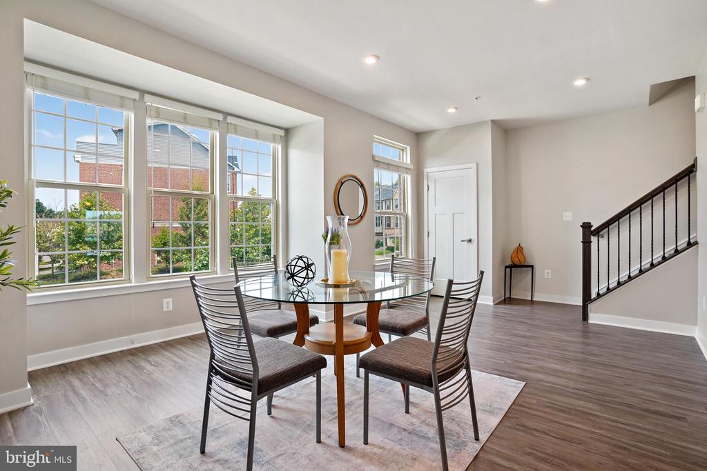 5722 RICHMANOR TERRACE