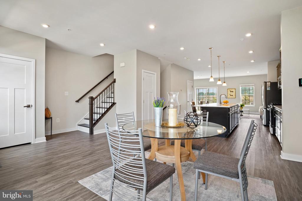 5722 RICHMANOR TERRACE