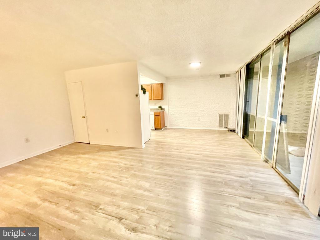 1824 METZEROTT ROAD Unit: 203