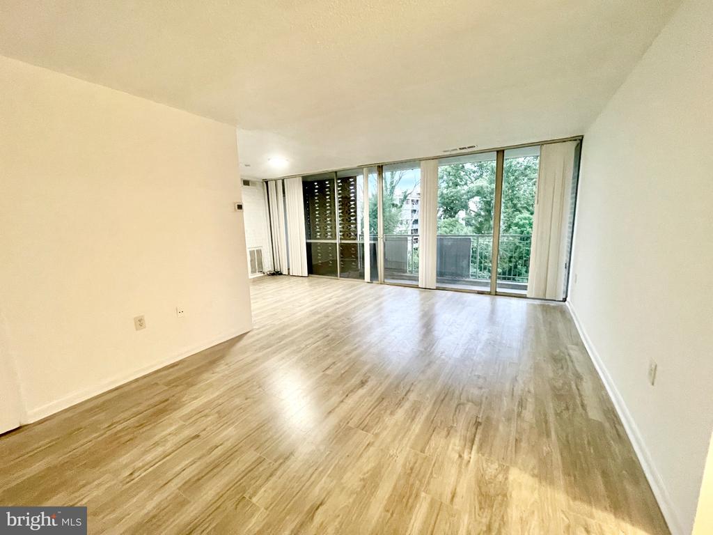 1824 METZEROTT ROAD Unit: 203