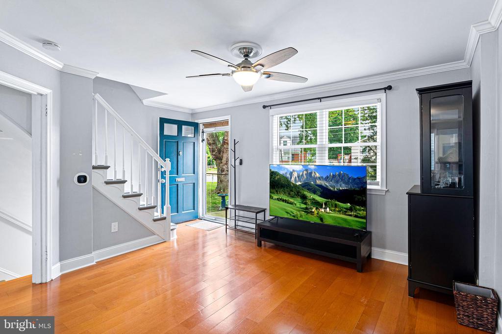 1003 PHILLIP POWERS DRIVE