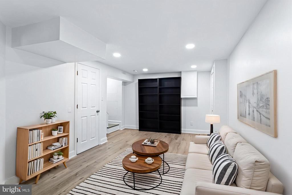 1003 PHILLIP POWERS DRIVE