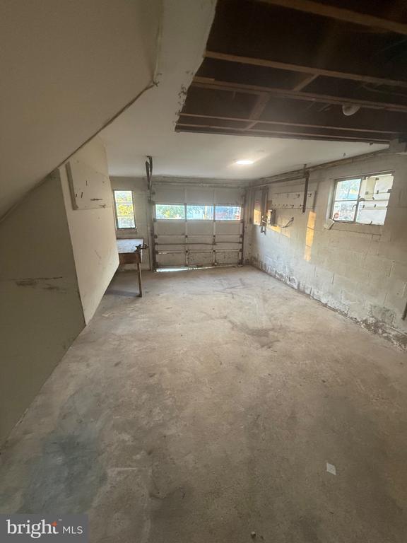 6019 MUSTANG COURT