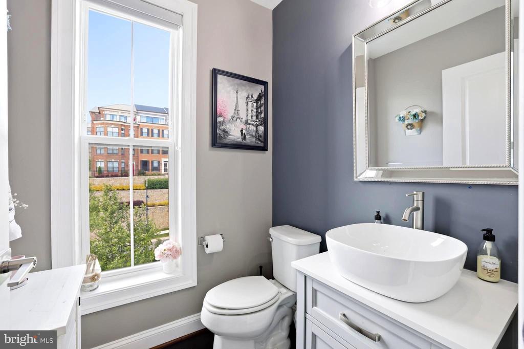 500 RIVERSAIL LANE Unit: 438