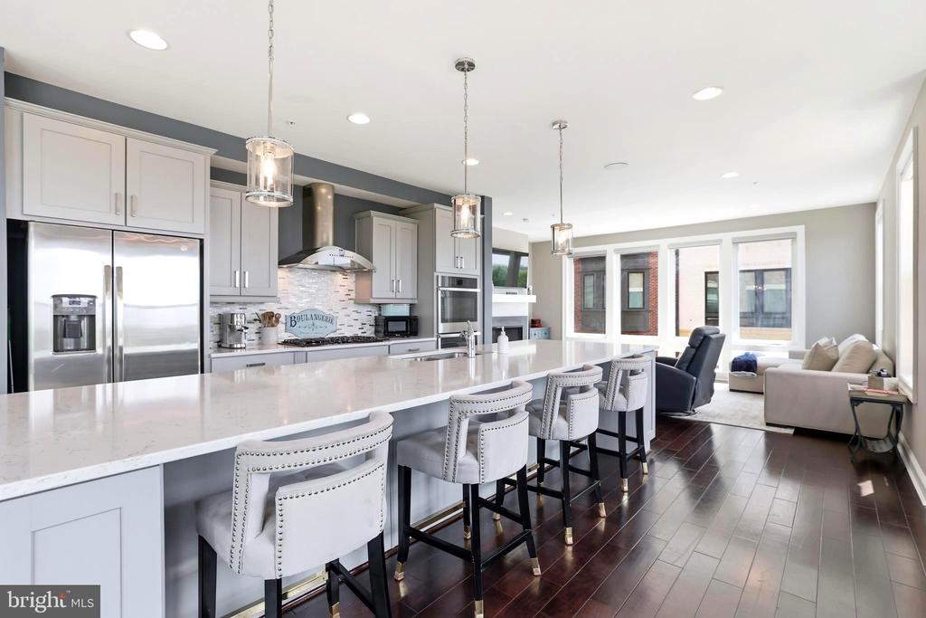 500 RIVERSAIL LANE Unit: 438
