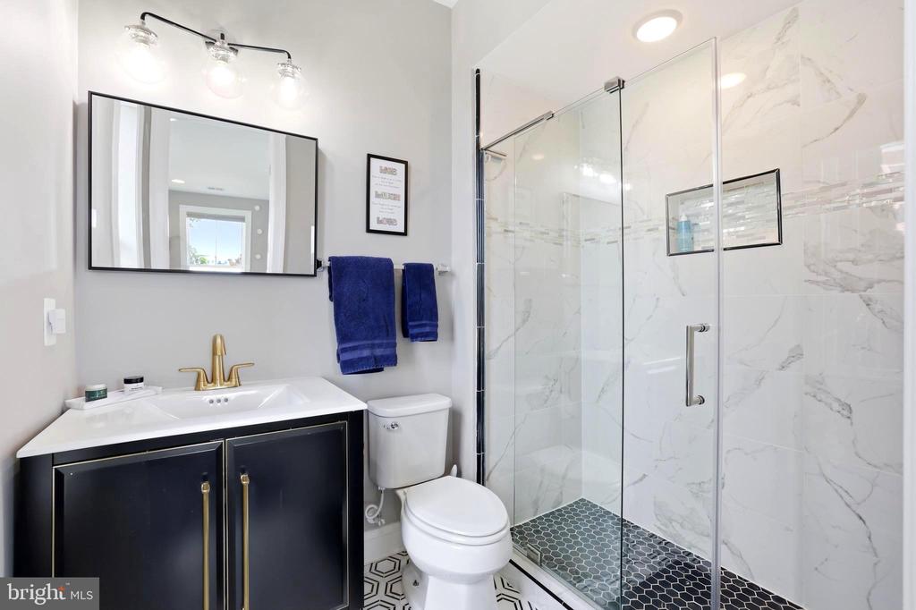 500 RIVERSAIL LANE Unit: 438