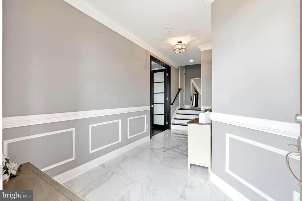500 RIVERSAIL LANE Unit: 438