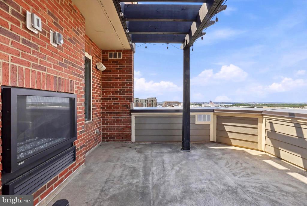 500 RIVERSAIL LANE Unit: 438
