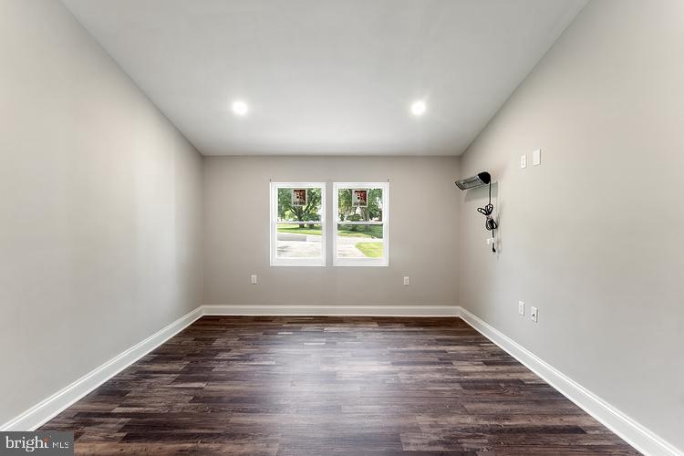 2711 KEYPORT LANE
