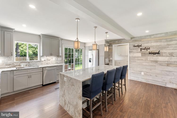 2711 KEYPORT LANE