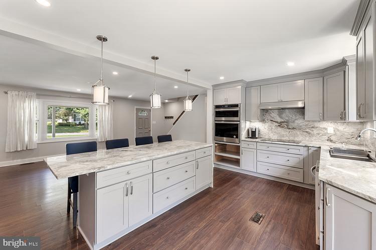 2711 KEYPORT LANE