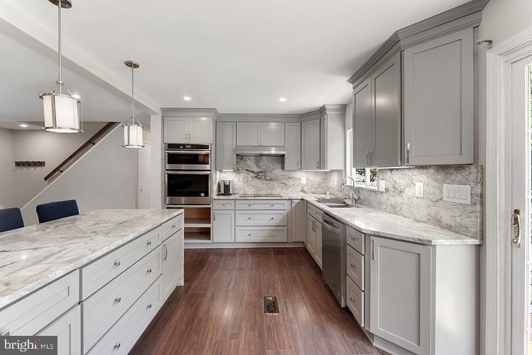 2711 KEYPORT LANE