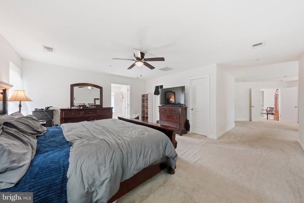 9009 ELDON DRIVE