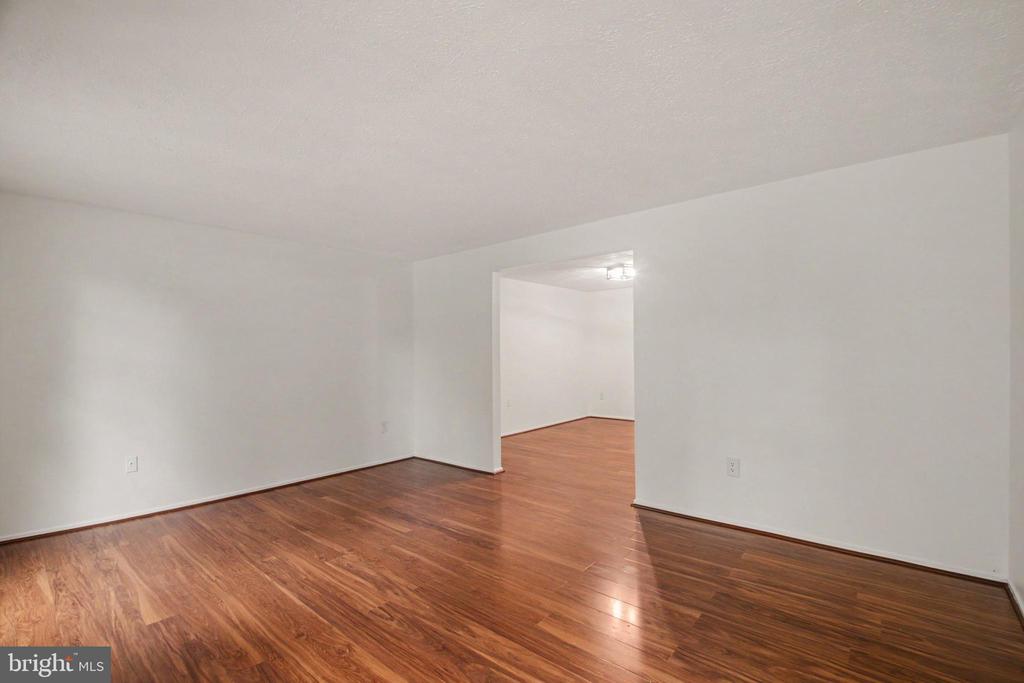3410 INVERWOOD LANE