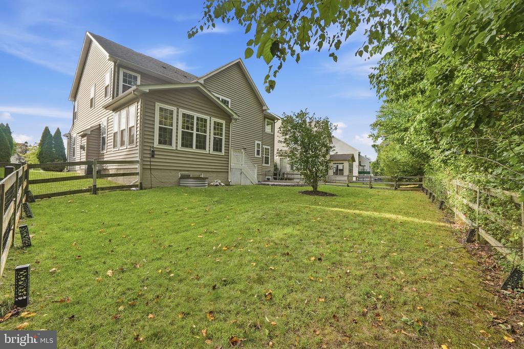 3012 LAKE FOREST DRIVE