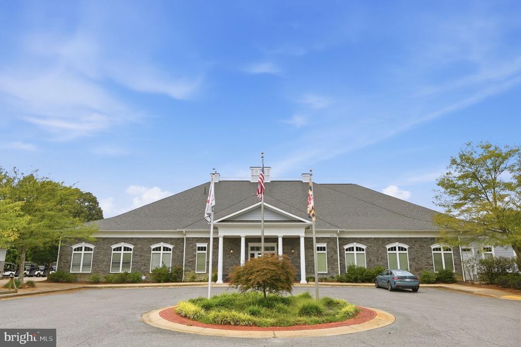 3012 LAKE FOREST DRIVE