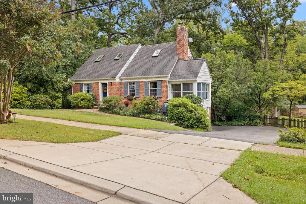 6715 QUEENS CHAPEL ROAD