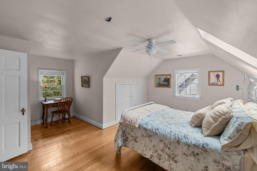 6715 QUEENS CHAPEL ROAD