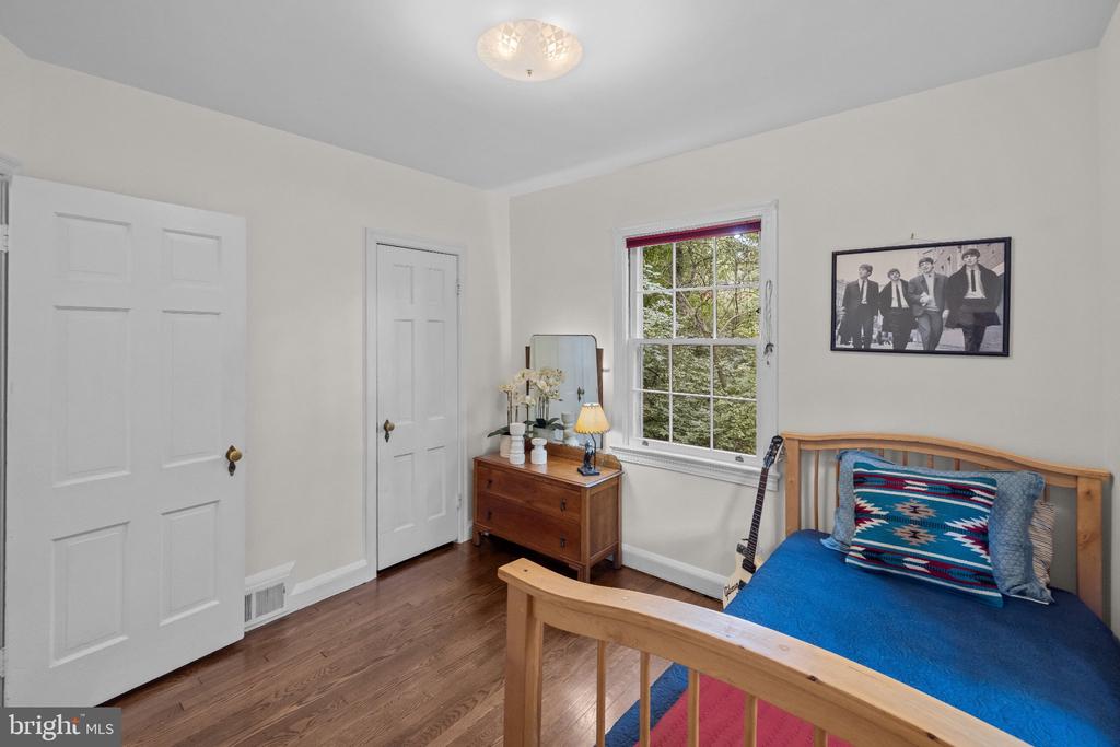 6715 QUEENS CHAPEL ROAD