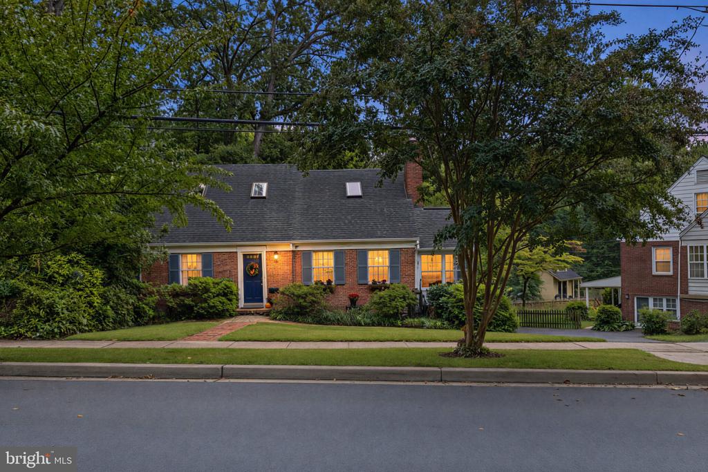 6715 QUEENS CHAPEL ROAD