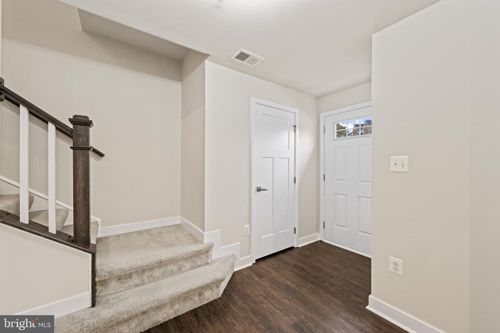 725 SKY BRIDGE DRIVE