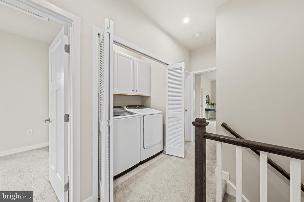 725 SKY BRIDGE DRIVE