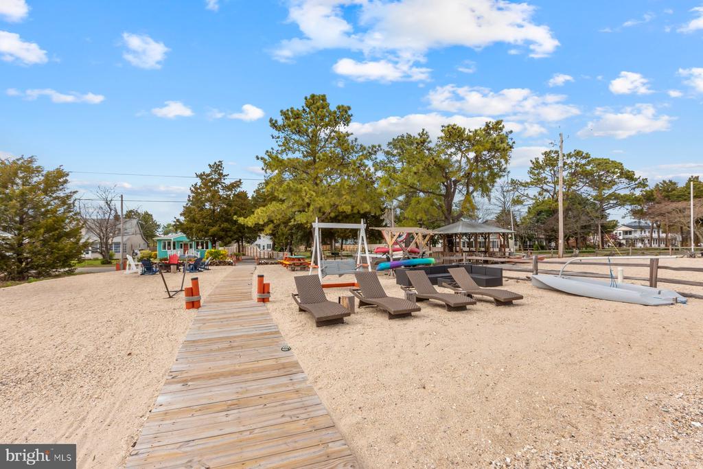 45168 LIGHTHOUSE ROAD