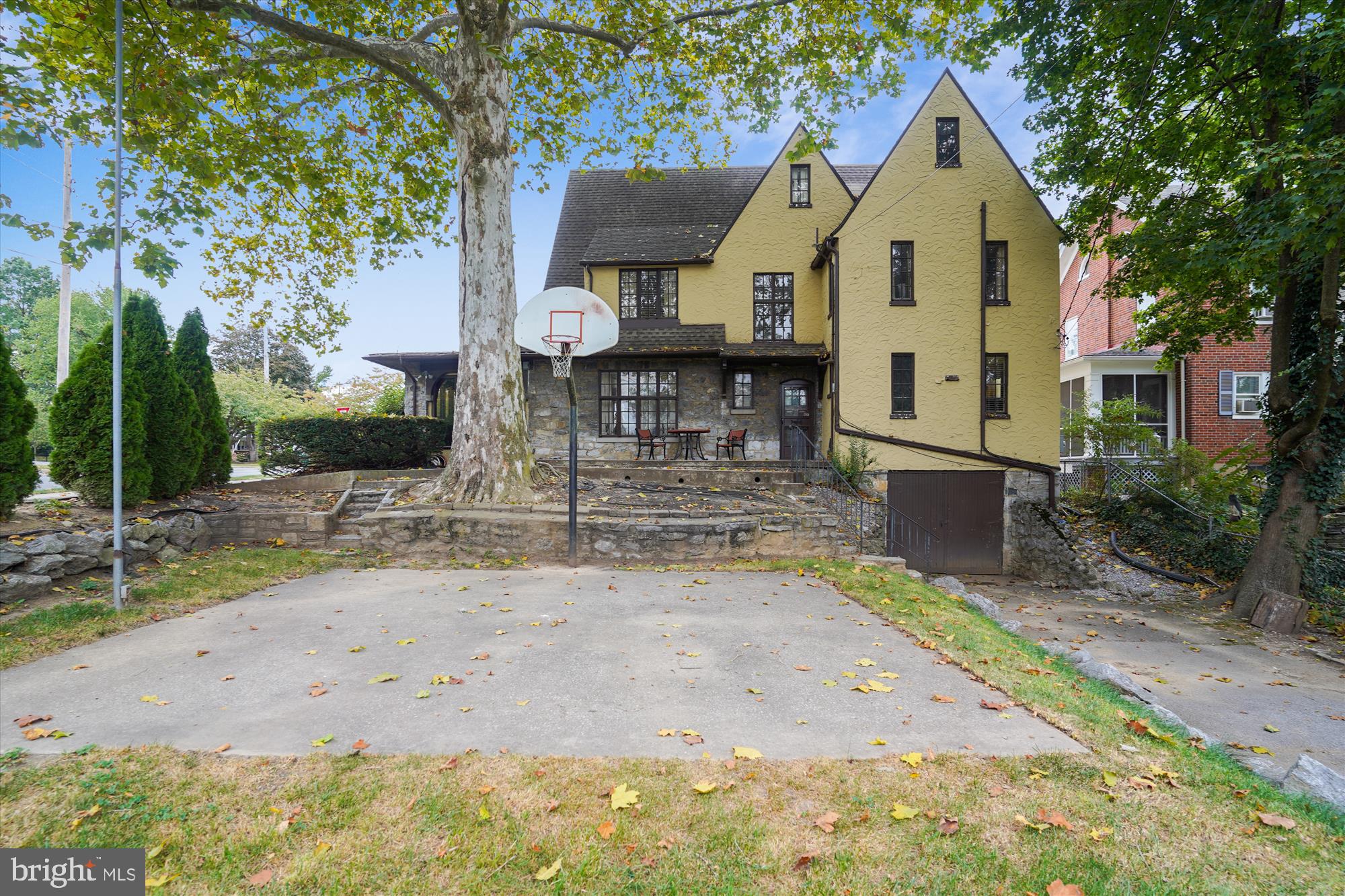 200 MEALEY PARKWAY