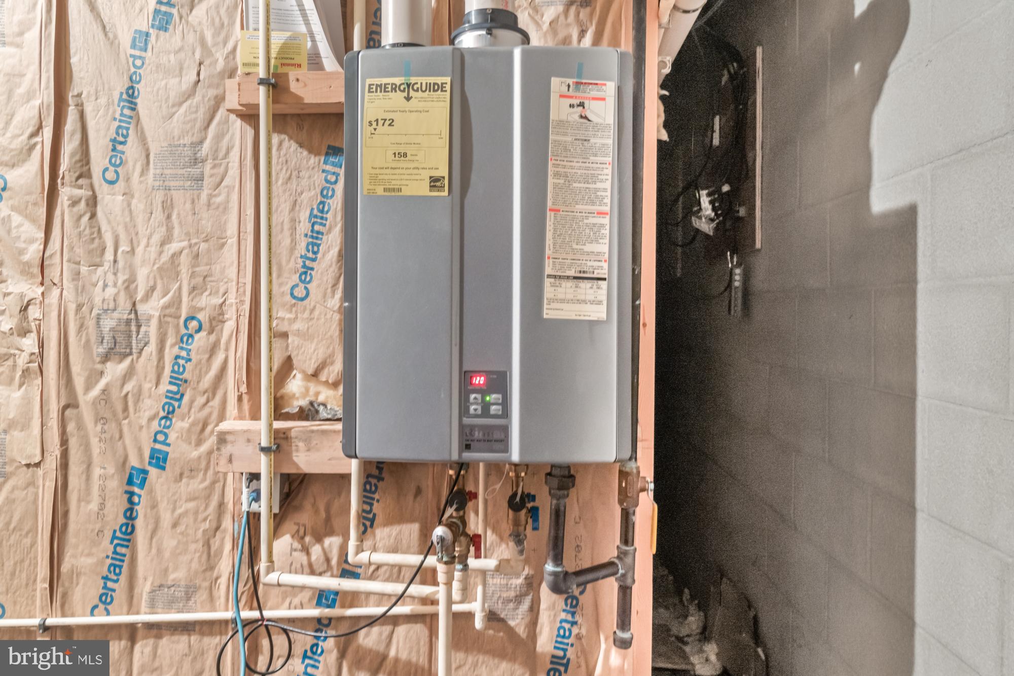 19210 CHIPPENDALE CIRCLE