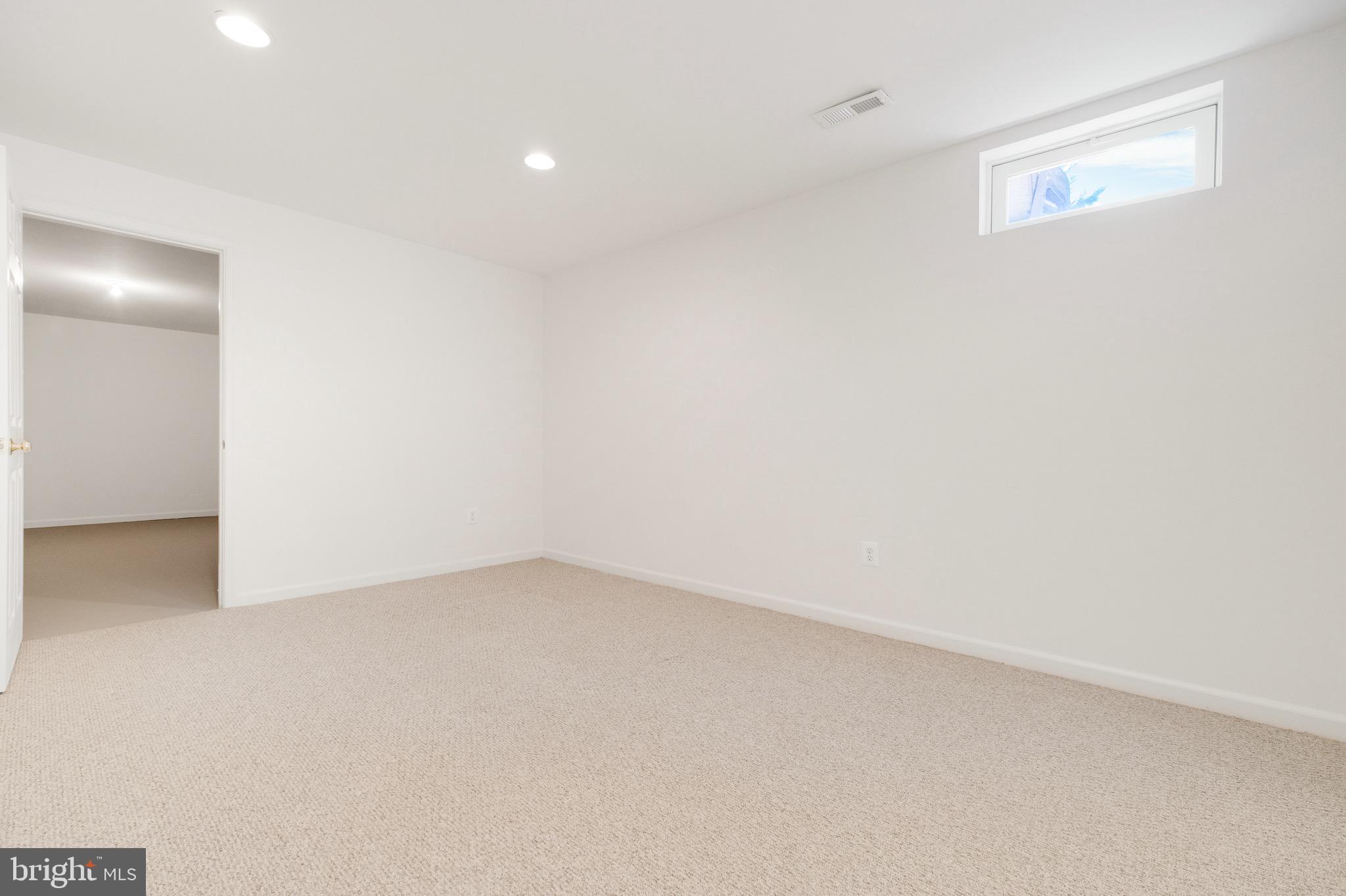 19321 PARADISE MANOR DRIVE