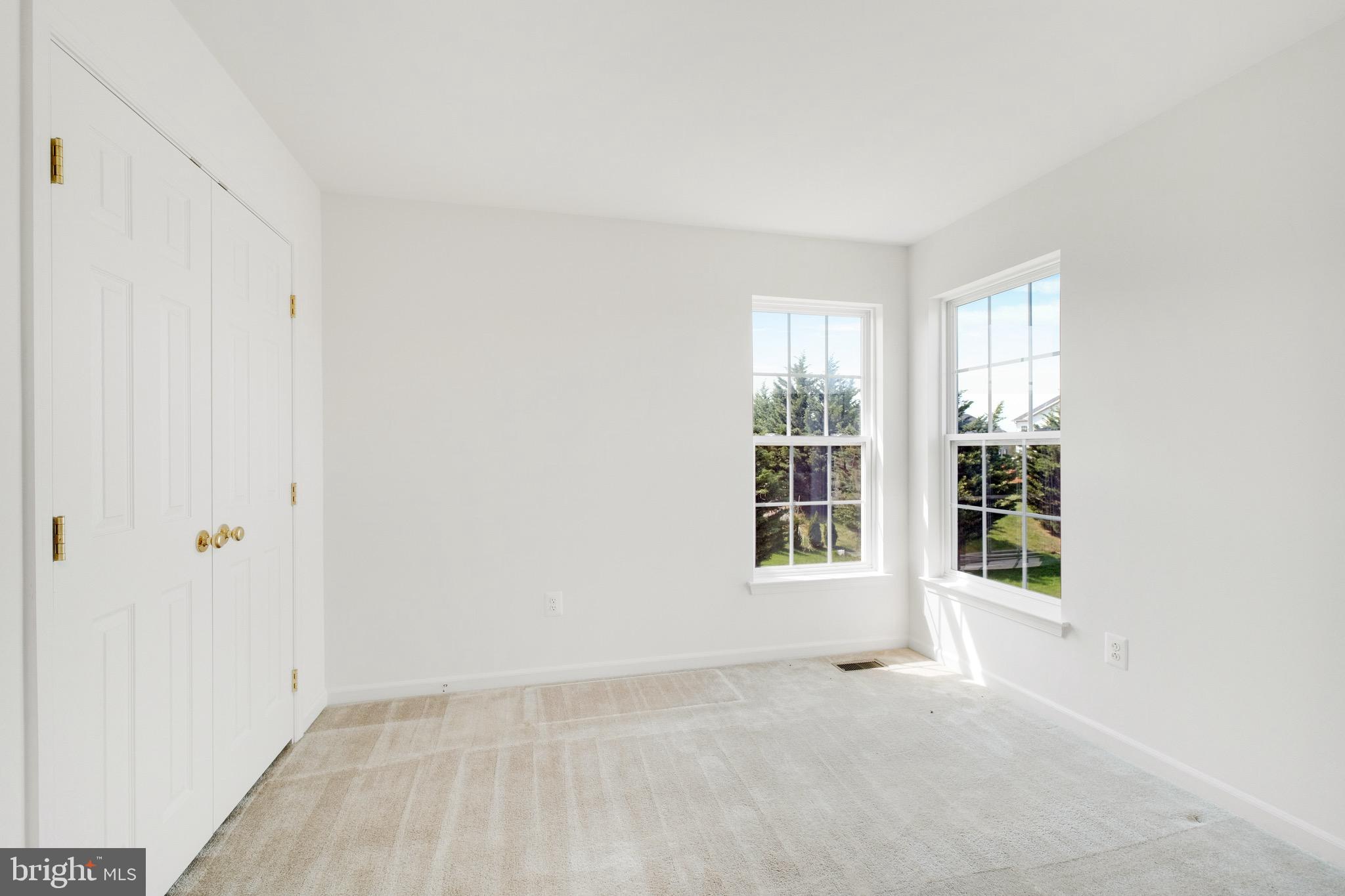 19321 PARADISE MANOR DRIVE